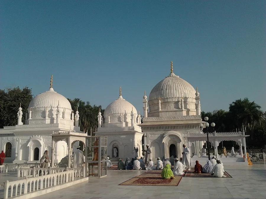 Mausoleum Dawoodi Bohra Duwat, Burhanpur era