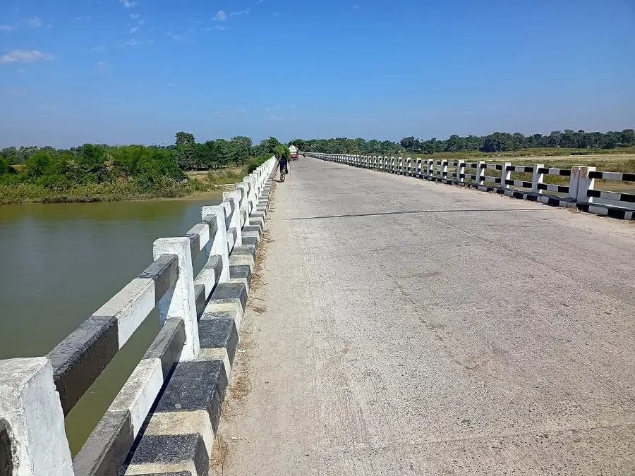 Patna-Arrah road on river Koilwar