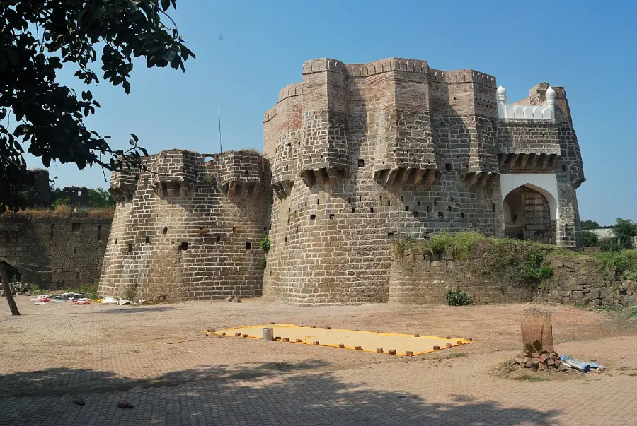 Latur Historical Sites