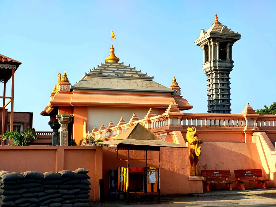 Shree Shanidev Temple, Shani Shingnapur