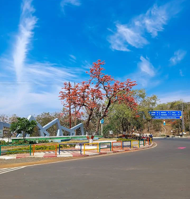 University Road in Sagar