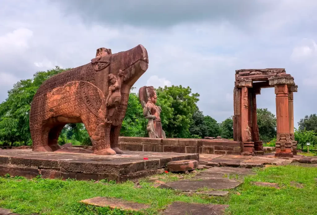 Eran Monolithic Varaha and ruined Vishnu Temple in background