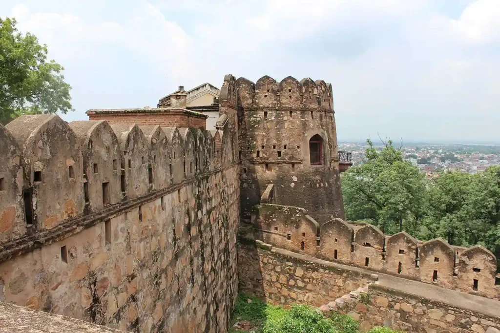 Jhansi fort wikijib-78