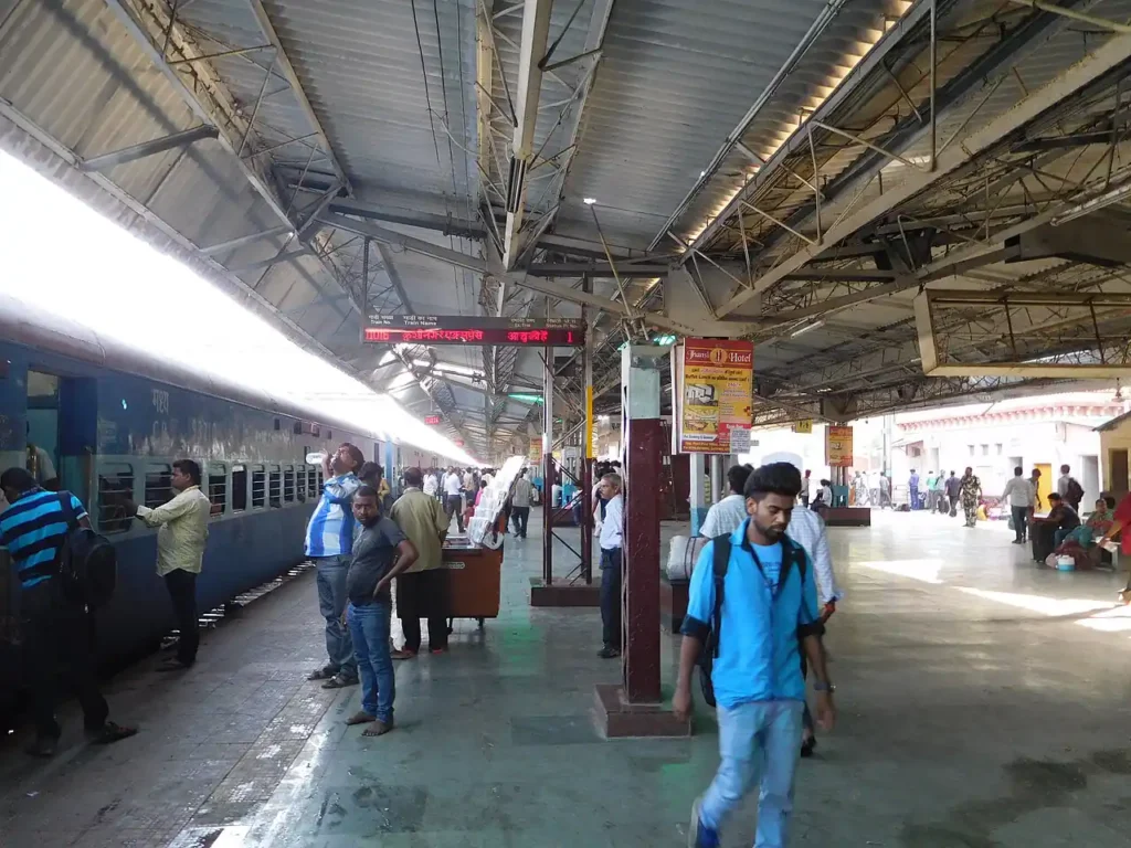 Plateform - Railway Station Jhansi
