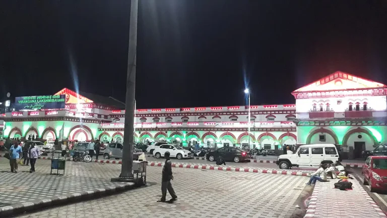 Virangana Lakshmibai Railway Station 05