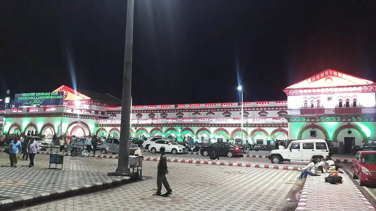 Virangana Lakshmibai Railway Station 05