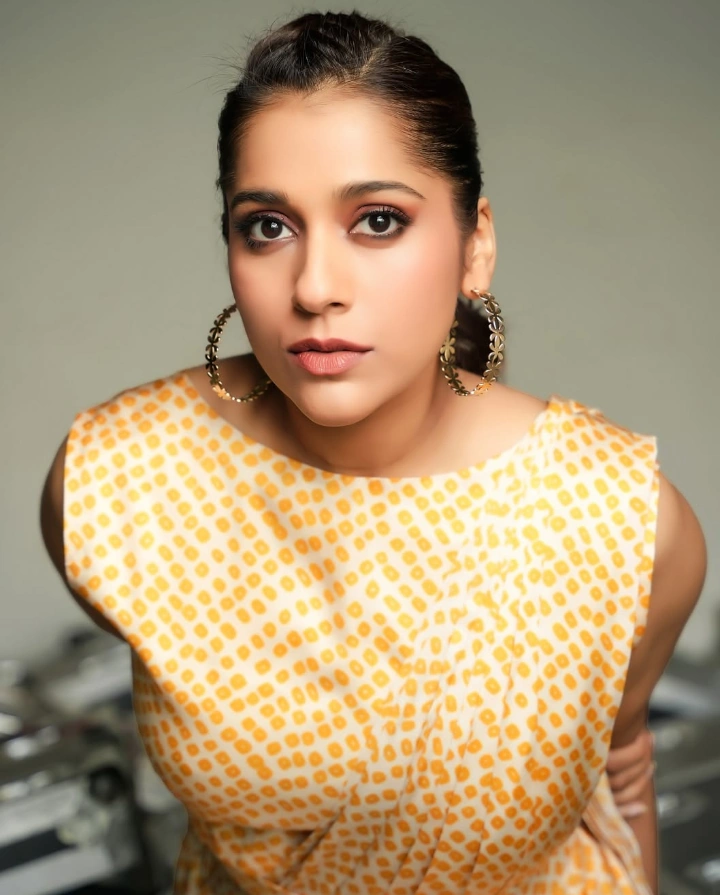 Extra Jabardasth Host