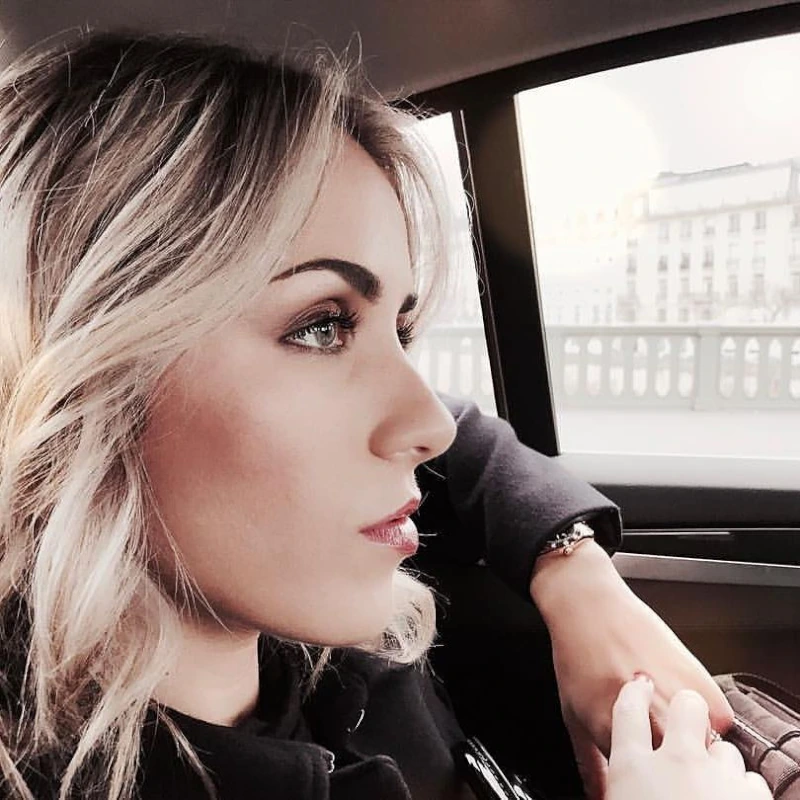 Jade Laroche Relationships