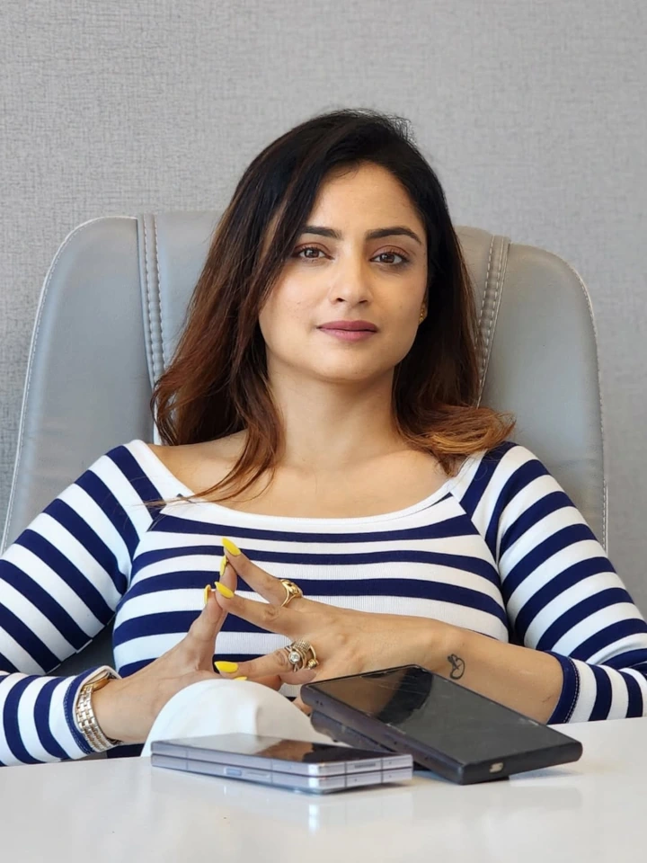 Madirakshi Mundle Family