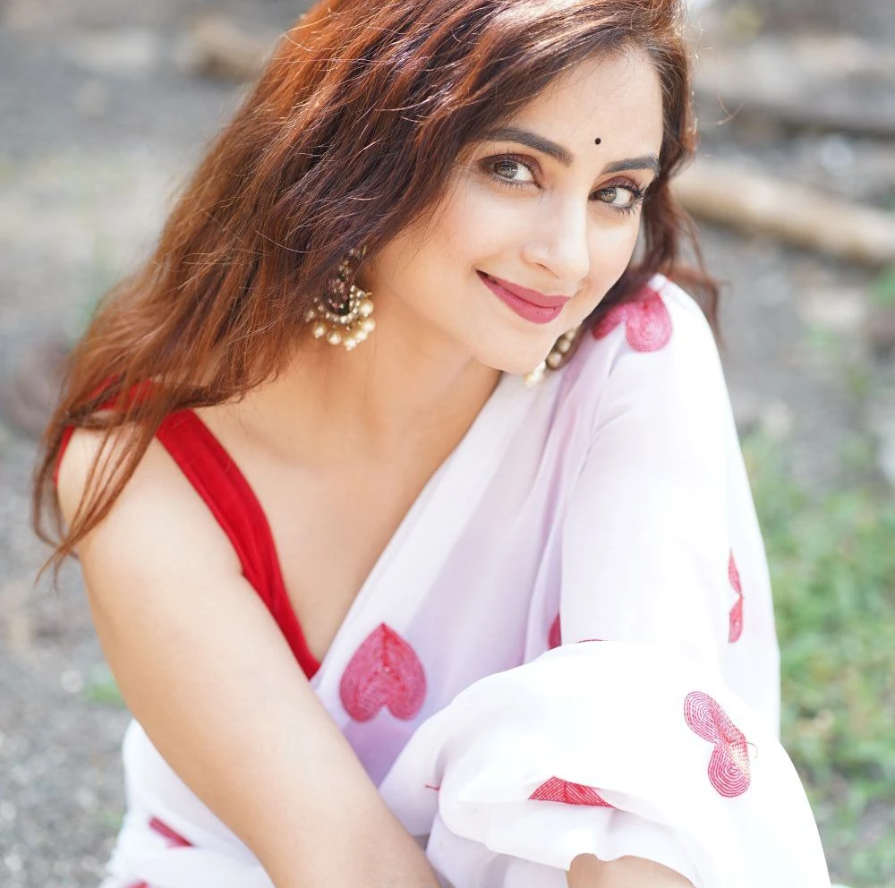 Madirakshi Mundle Marriage