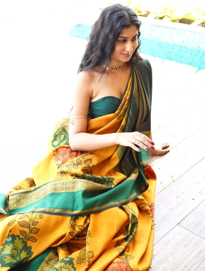 Rasika Wakharkar Family