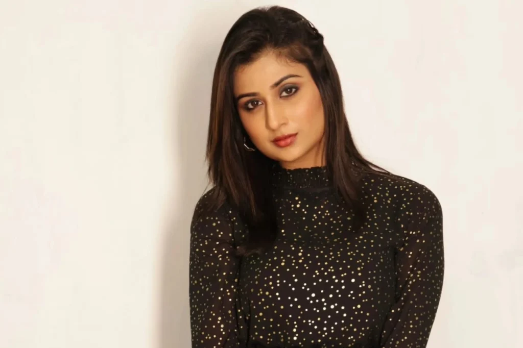 Rasika Wakharkar Music Videos