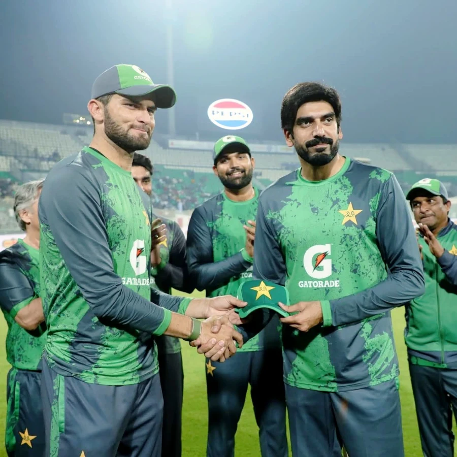 Usman Tariq T20I debut