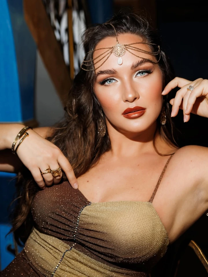 Anastasiia Lenna Facebook